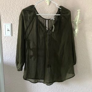 American Eagle long sleeved Blouse